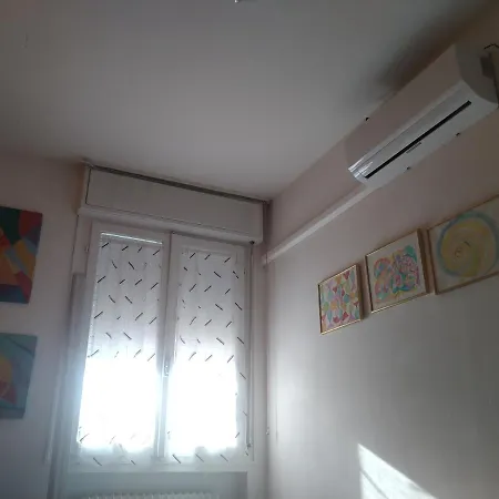 Intero Bilocale Totalmente Arredato A Appartamento Padova