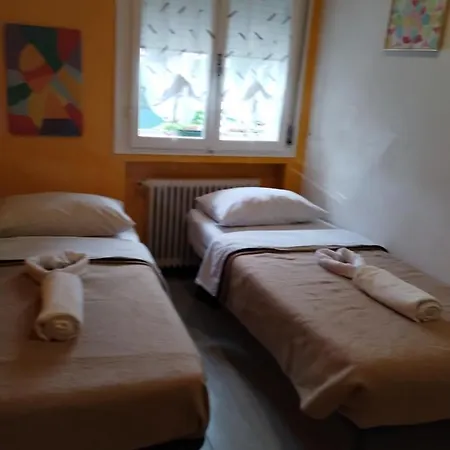 Intero Bilocale Vicino All'ospedale E Al Centro Storico Park Free