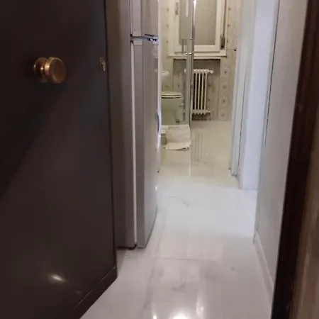 Intero Bilocale Vicino All'ospedale Apartmán *