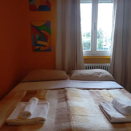 Intero Bilocale Vicino All'ospedale E Al Centro Storico Park Free