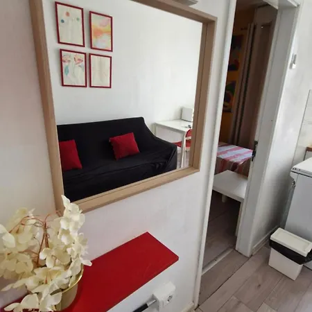 Intero Bilocale Vicino All'ospedale E Al Centro Storico Park Free * Padua