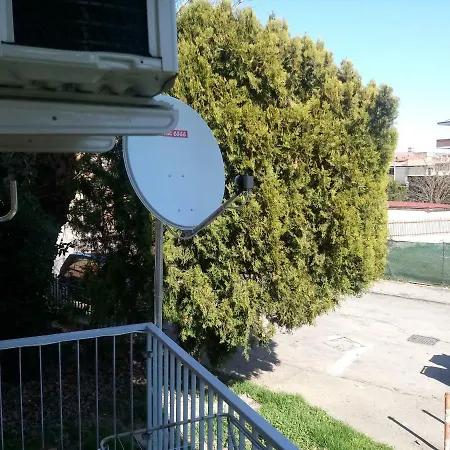 Intero Bilocale Vicino All'ospedale E Al Centro Storico Park Free *